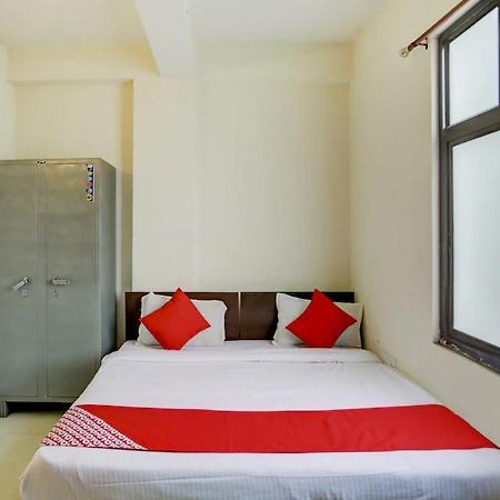 Hotel Park Plaza Noida Exterior foto